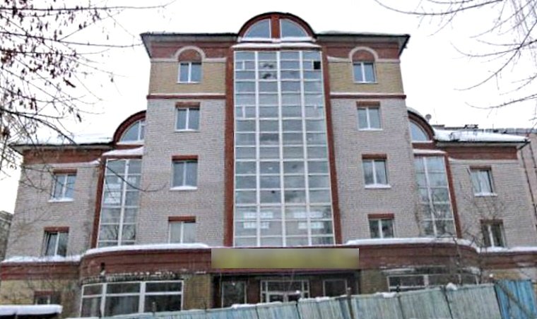 Продажа нежилого здания с участком, г. Киров, ул. Володарского