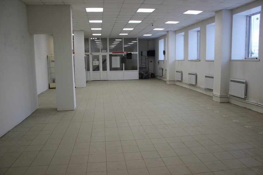 Аренда торговых помещений в селе Уват, Тюменская обл.