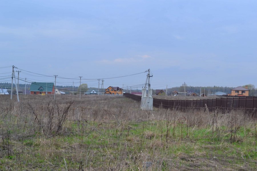 Продажа участка под застройку, Калужская обл. дер. Еловка